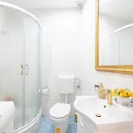 Lilly Apartment *
