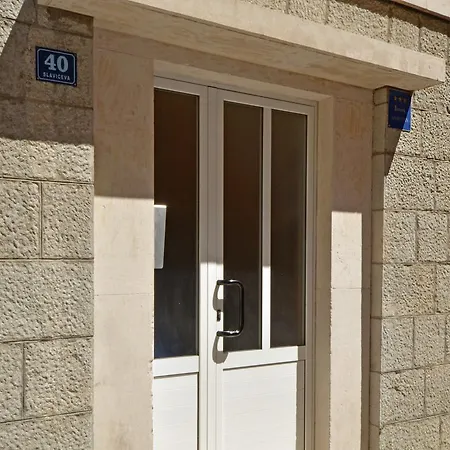 Διαμέρισμα Lilly Σπλιτ